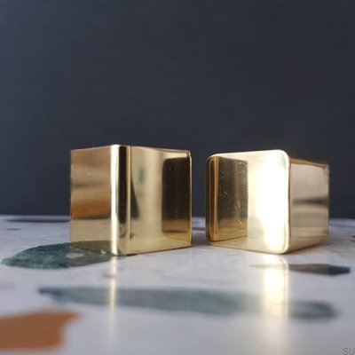Lana S furniture knob, polished brass