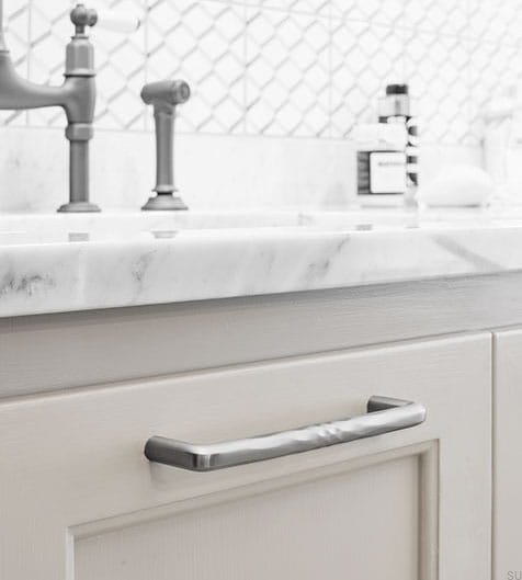 543160160-66--Uchwyt-meblowy-podłużny-Shuffle-160-Metalowy-Srebrny-Furnipart-Skandynawskie-Uchwyty_1