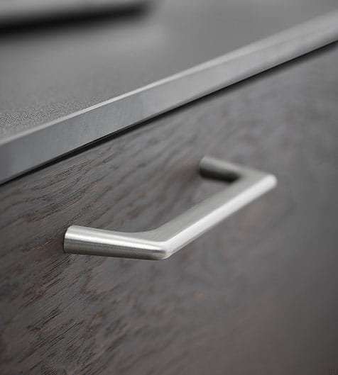 538560256-66--Uchwyt-meblowy-podłużny-Vista-256-Metalowy-Srebrny-Szczotkowany-Furnipart-Skandynawskie-Uchwyty_3