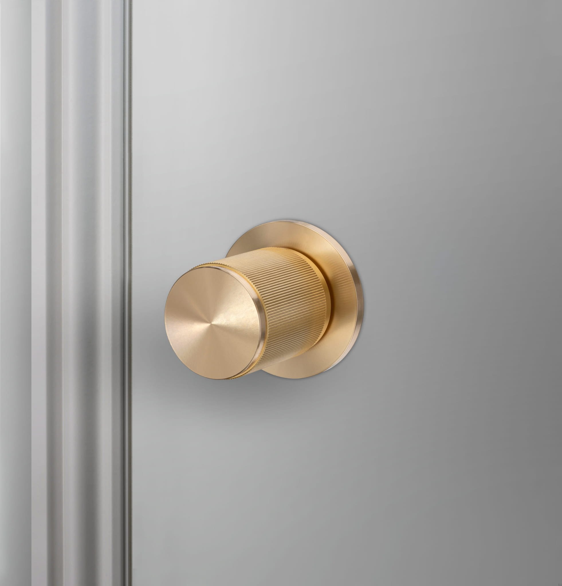 Door-Knob_FixedROW_Linear_Front_Brass_A1_Web_Square-1-scaled.jpg