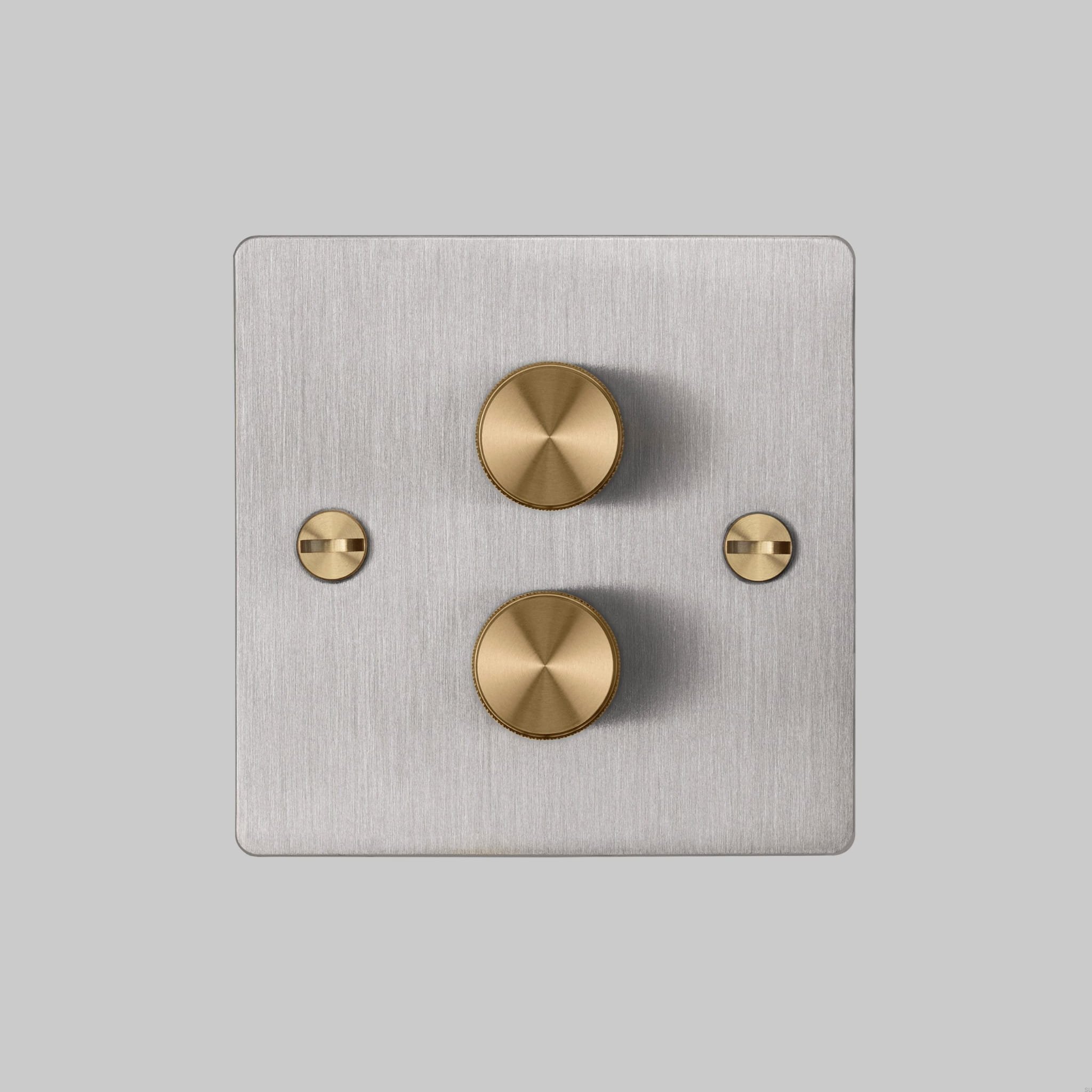 2.-BusterPunch_2G_Dimmer_Front_Steel_Brass-scaled.jpg