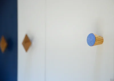 Gałka meblowa Melange Drewniana Czerwona Emaliowana - Olej Bezbarwny Półmat