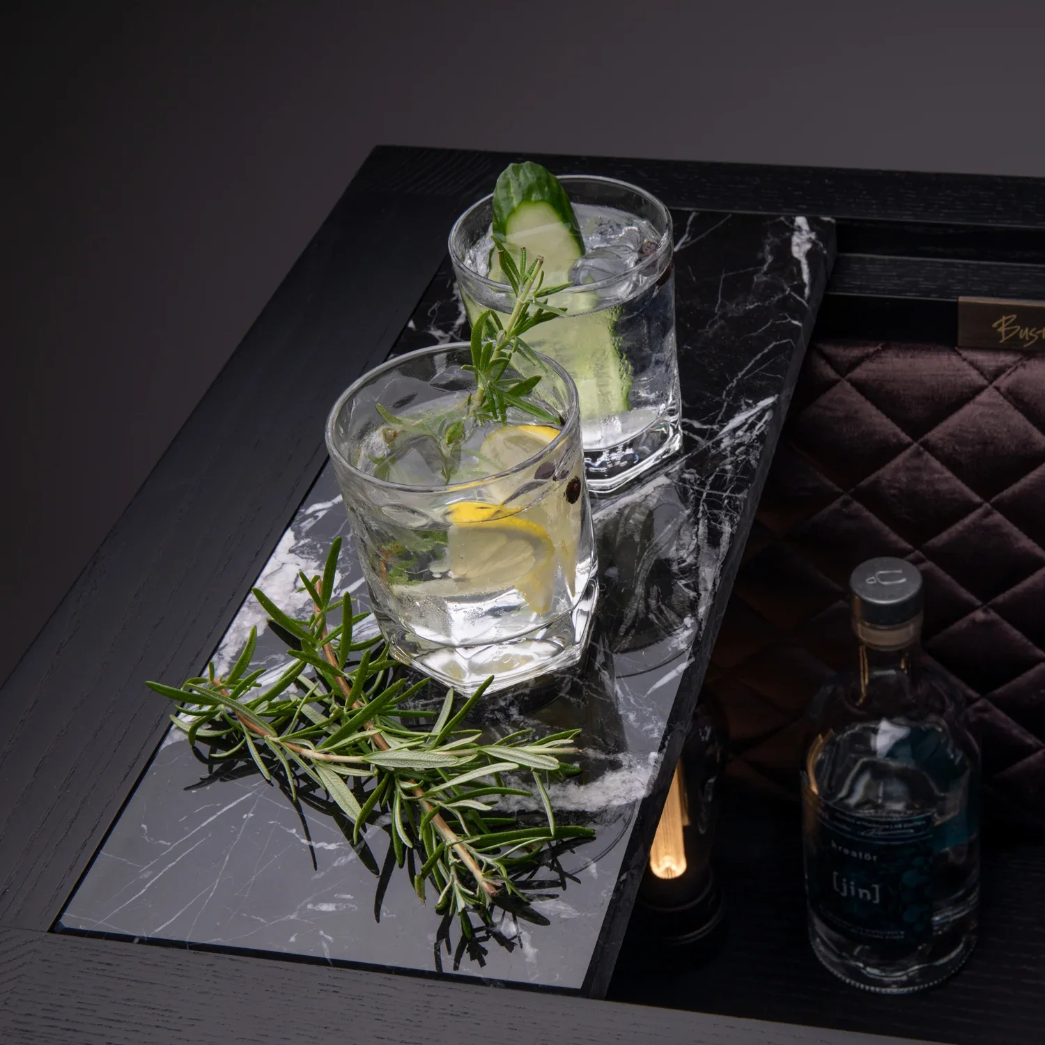 bp_popstar_gin_bar_black_oak_03_square.webp