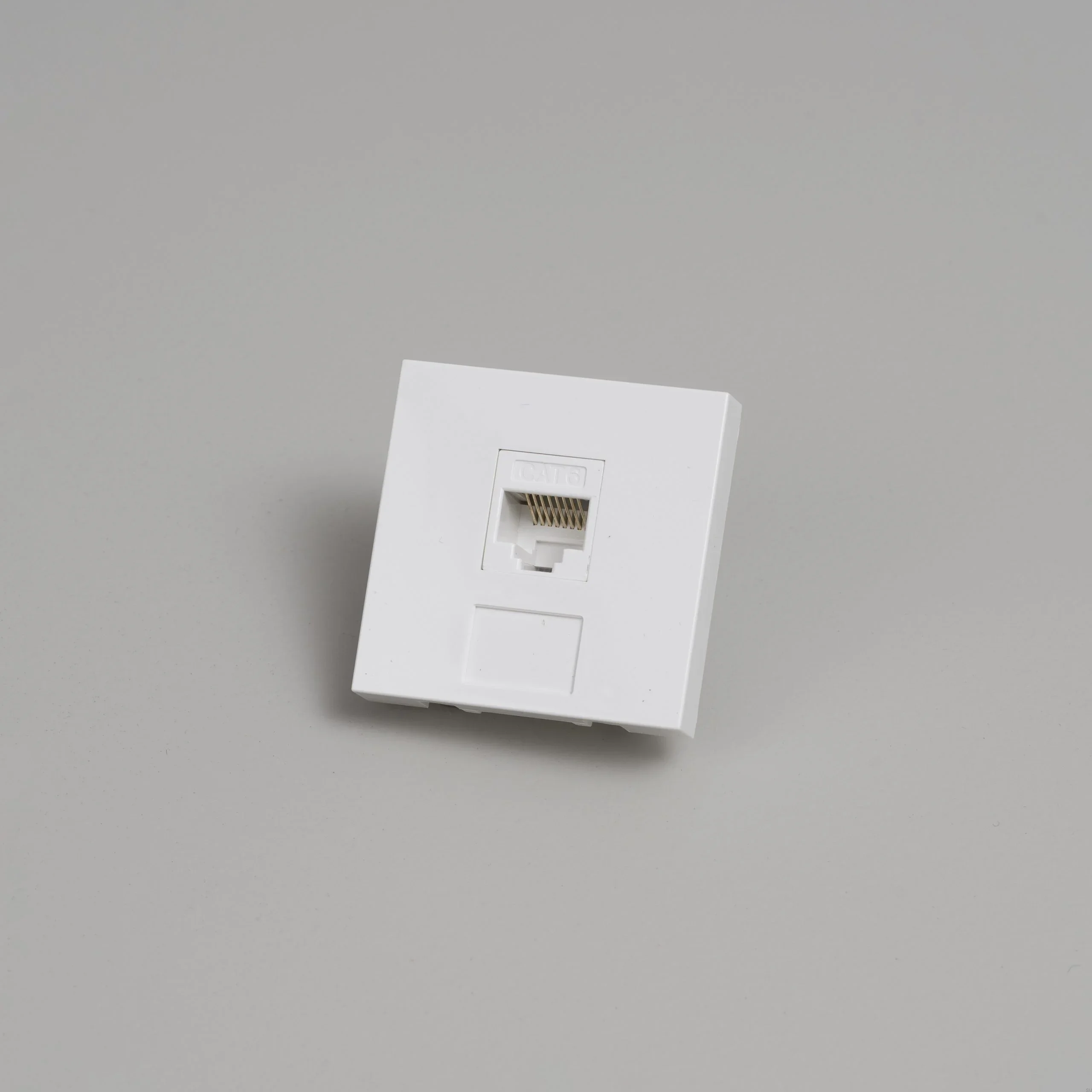 EU_Electricty_RJ45_White_Front_Web-scaled.webp