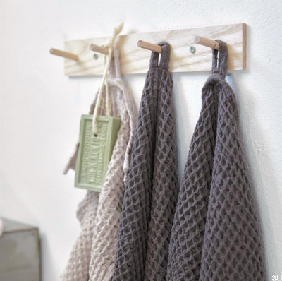 Wieszak ścienny Siri Drewniany Jesion Nielakierowany 