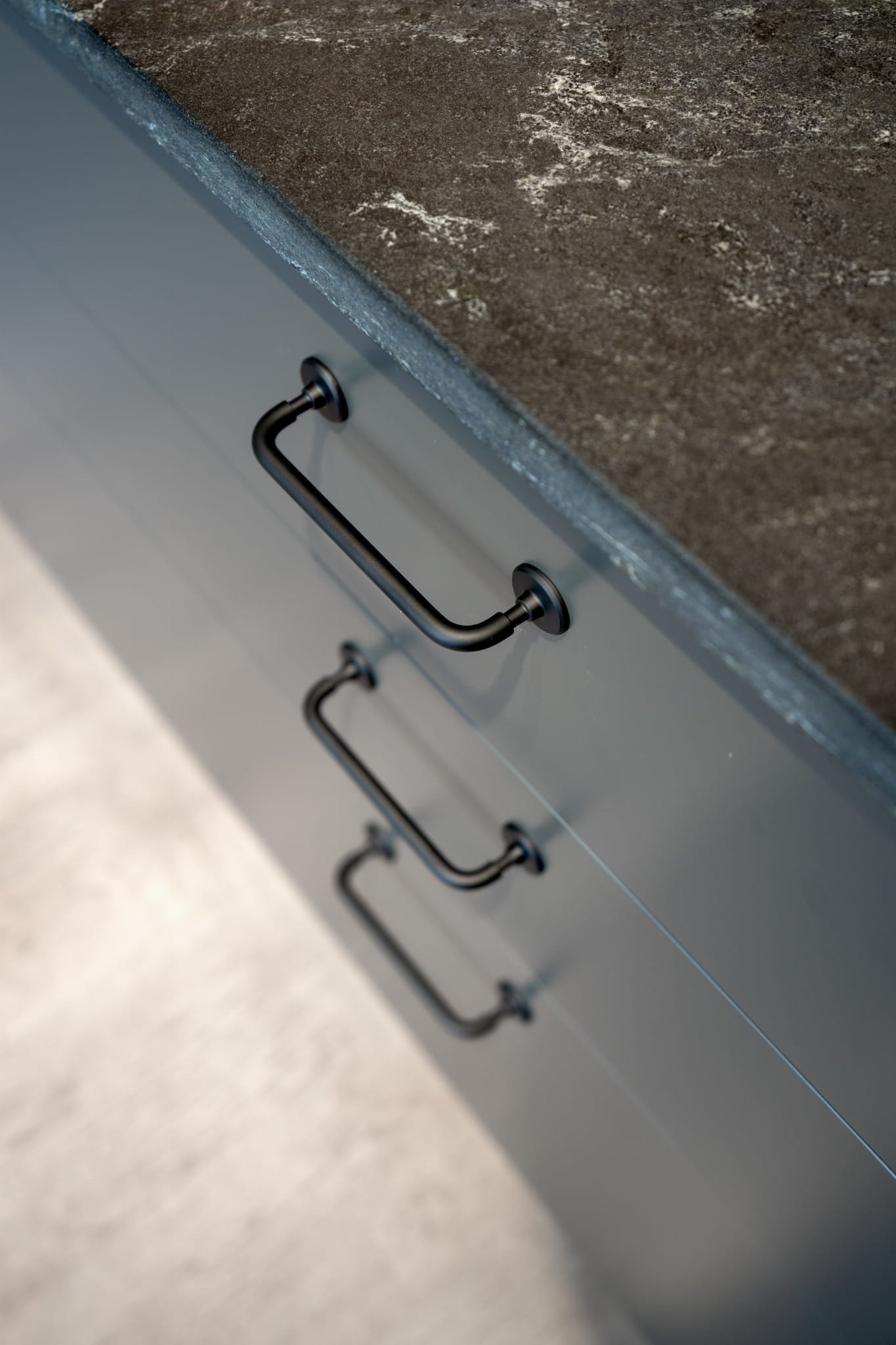 Handtag Jubilee Svart - stor (920317) - large (934271).jpg