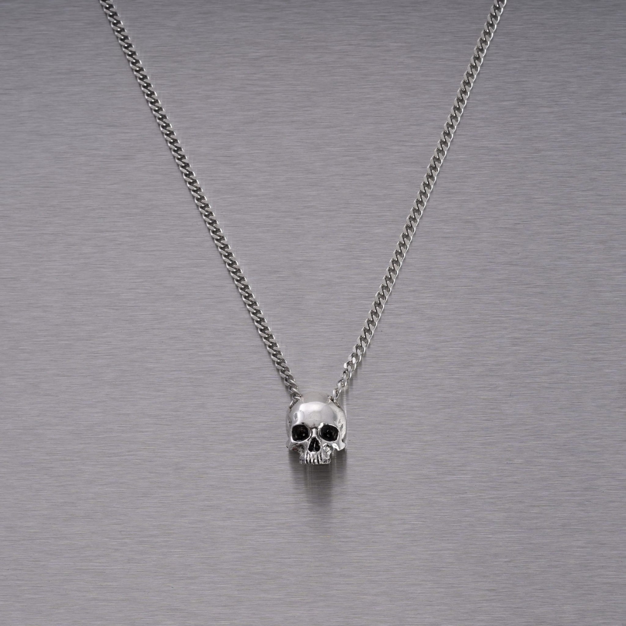 TB_Necklace_Silver_FE_web-scaled.jpg
