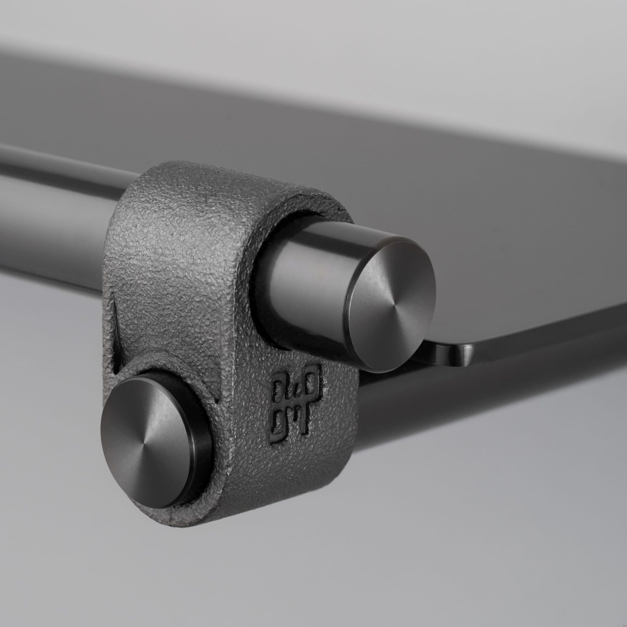 BP_Cast_Shelf_Gun_Metal_Detail_Web-scaled (1).jpg