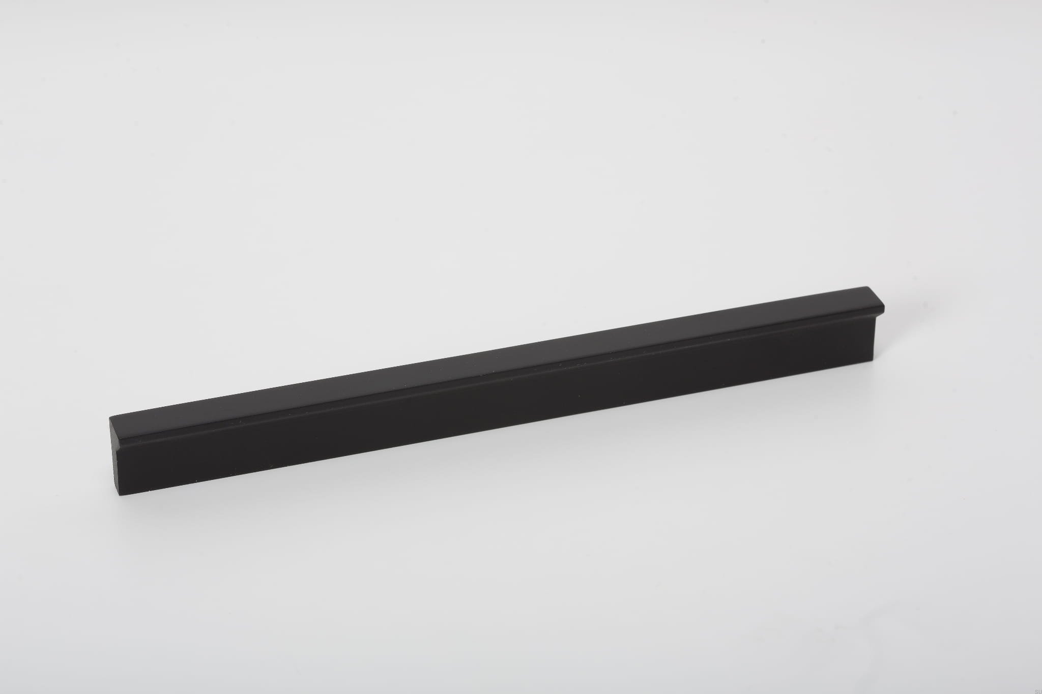 0077_ANGLE-06.jpg