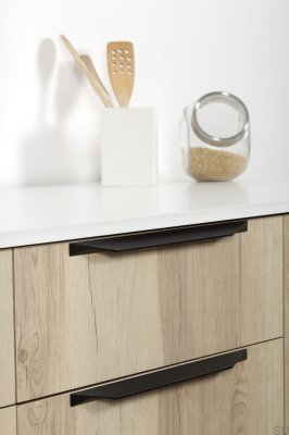 Uchwyt meblowy podłużny Cutt 320/480 Aluminiowy Czarny Mat