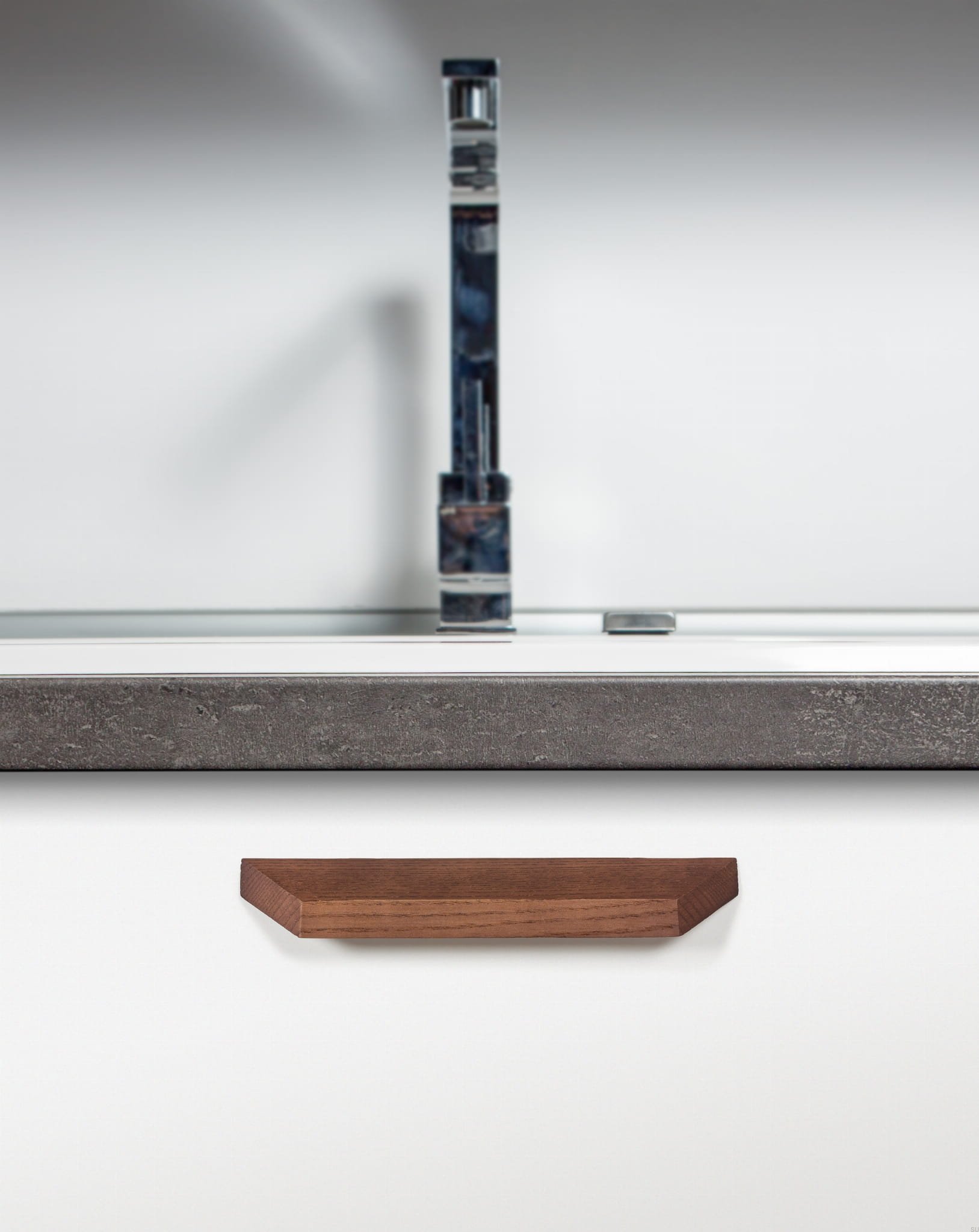 0340200W19--Uchwyt-meblowy-podłużny-Barcco-160-Drewniany-Orzech-Włoski-Viefe-Skandynawskie-Uchwyty_3