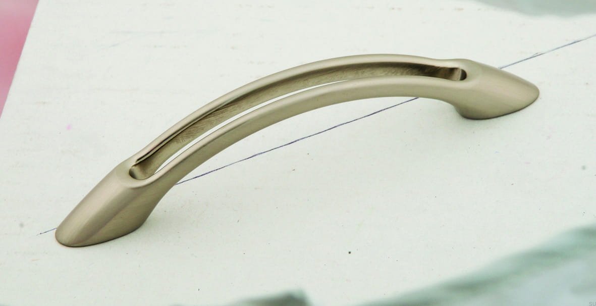 1026-135ZN21--Uchwyt-meblowy-podłużny-1026-96-Srebrny-Szczotkowany-Siro-Skandynawskie-Uchwyty_2