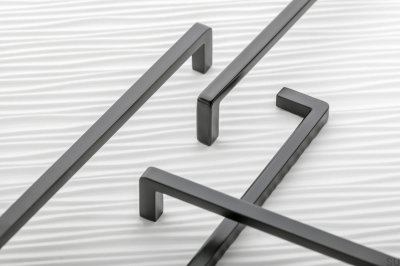 Uchwyt meblowy podłużny Bagio 128 Metalowy Czarny Mat