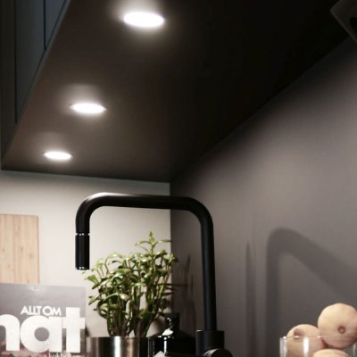 Spot LED Stella Flat 24 2700K Biały