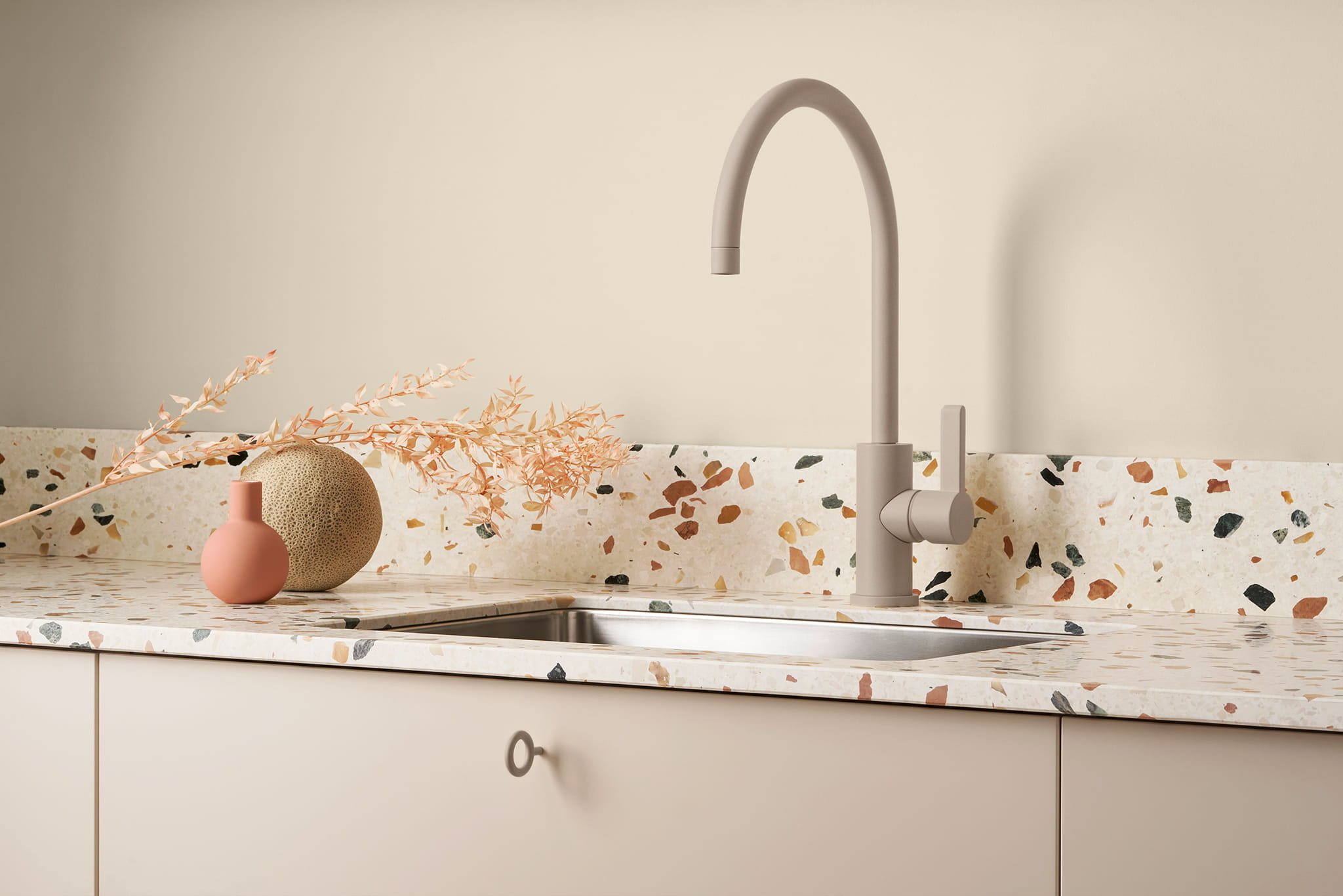 Toniton_Creme Kitchen_Greige Metal_2.jpg