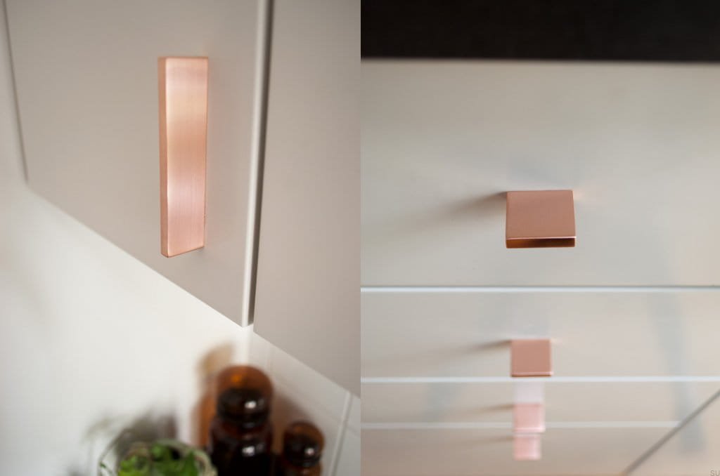 Ukazanie uchwytu  na meblu