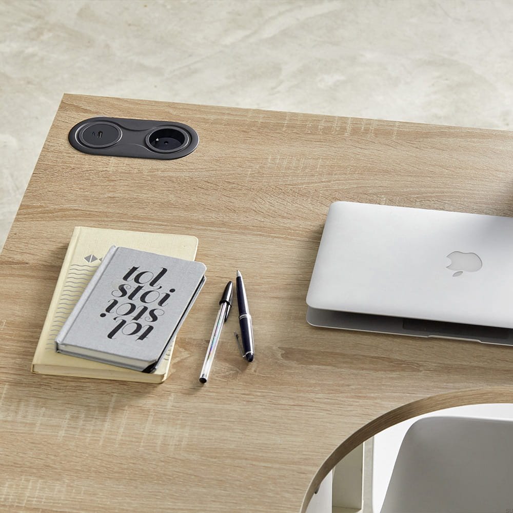 989016 Gniazdo podwójne z USB Infini Czarne Matowe