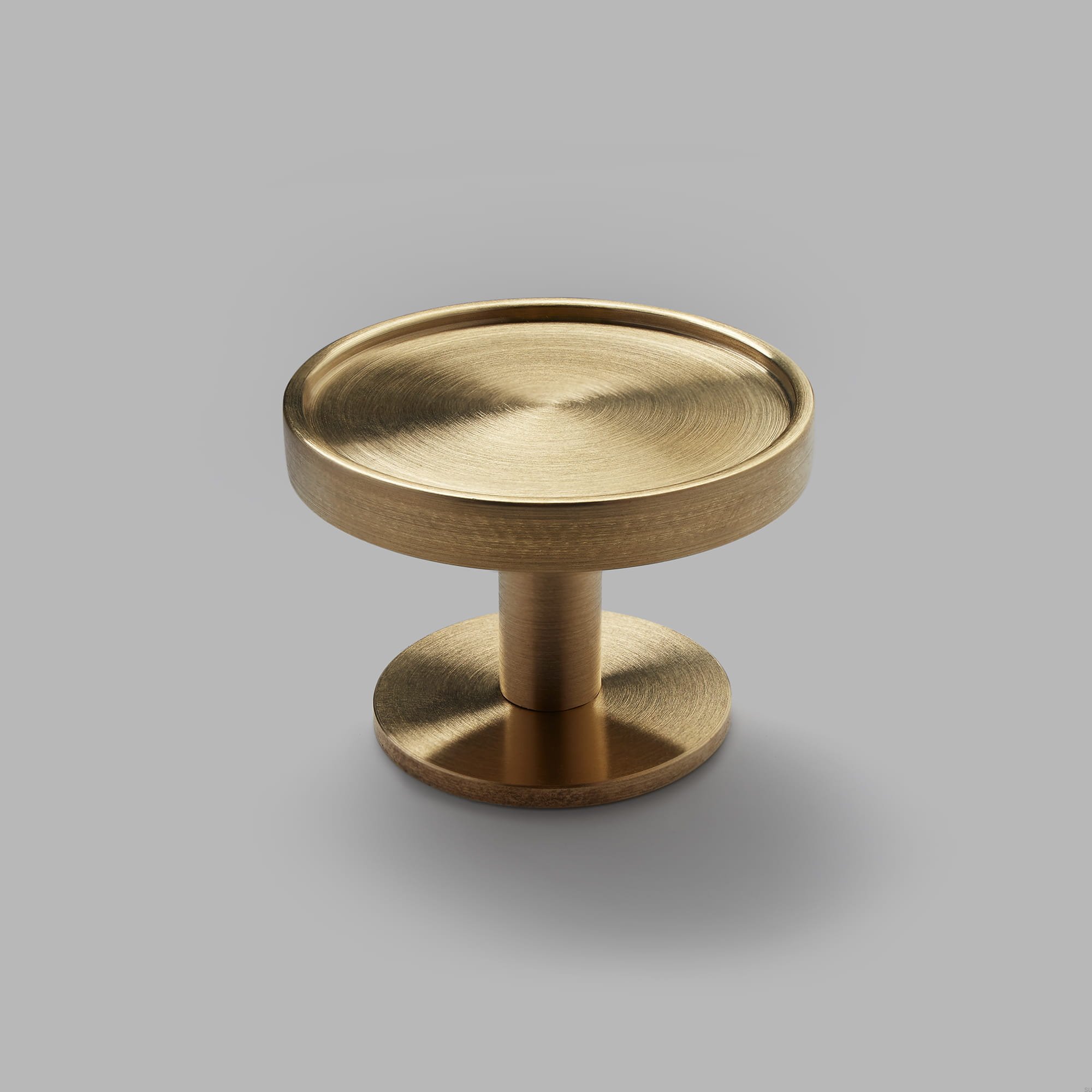 U.0.1--Pillow-L-Mosiężna-Szczotkowana-Nielakierowana-Open&amp;Hide-Skandynawskie-Uchwyty_5