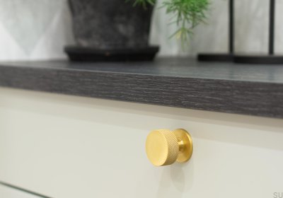 Gałka meblowa Crest 26 Metalowa czarna