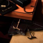 Kompozycja z wieszakami industrialnymi Buster+Punch