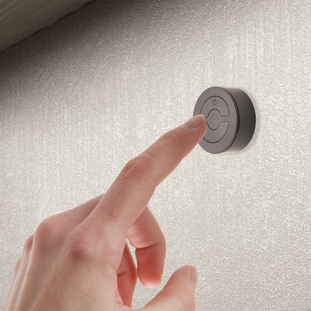 972729  Pilot zdalnego sterowania ściemniacz Giro 24V 72W Czarny