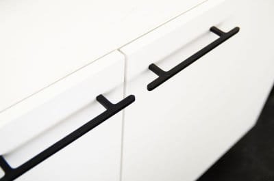 Uchwyt meblowy podłużny Flat Line 128 Aluminiowy Czarny