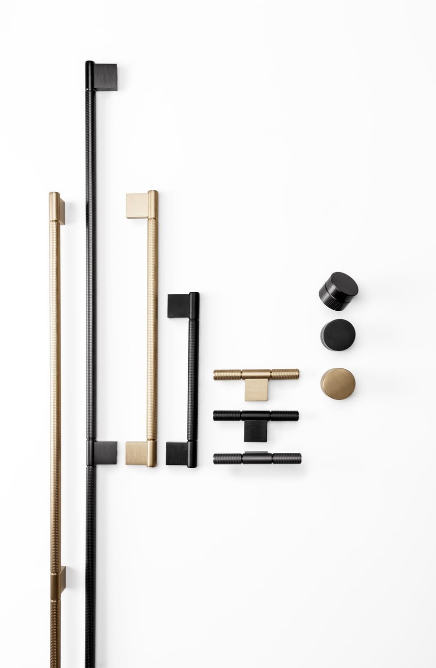 0636320L618--Uchwyt-Meblowy-Podłużny-Point-320-Złoty-Szczotkowany-Cava-Viefe-Skandynawskie-Uchwyty_3