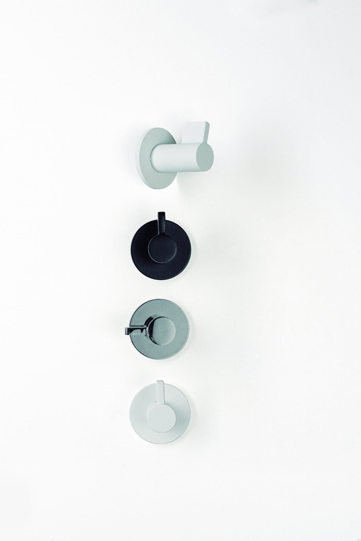 7010050Z01EI--Wieszak-ścienny-Fin-Chrom-Polerowany-Viefe-Skandynawskie-Uchwyty_3