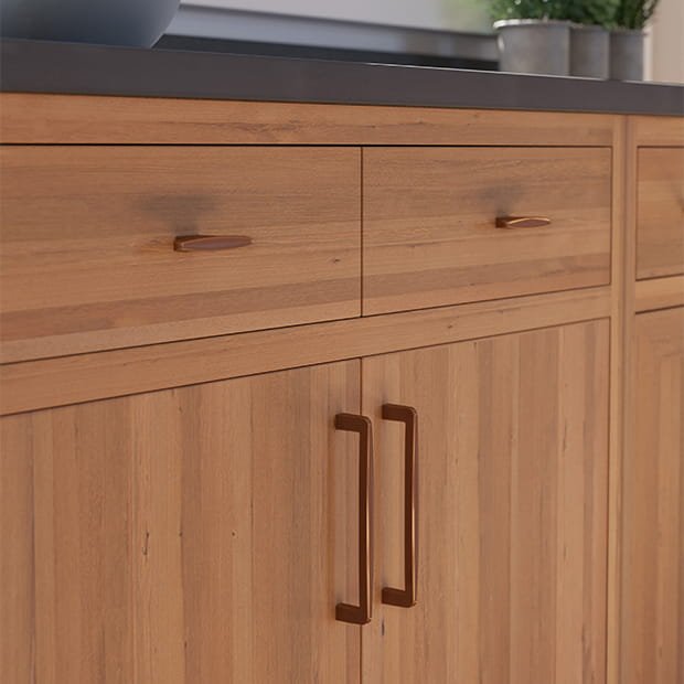 2570-172ZN79--Uchwyt-meblowy-podłużny-2570-160-Antyczny-Złoty-Szczotkowany-Siro-Skandynawskie-Uchwyty_5