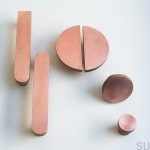 M_4-0-0-2--Uchwyt-Meblowy-Podłużny-Copper-Half-Round-Drewniany-Dębowy-z-Miedzią-Szczotkowaną-Nielakierowaną-Dot-Manufacture-Skandynawskie-Uchwyty_6