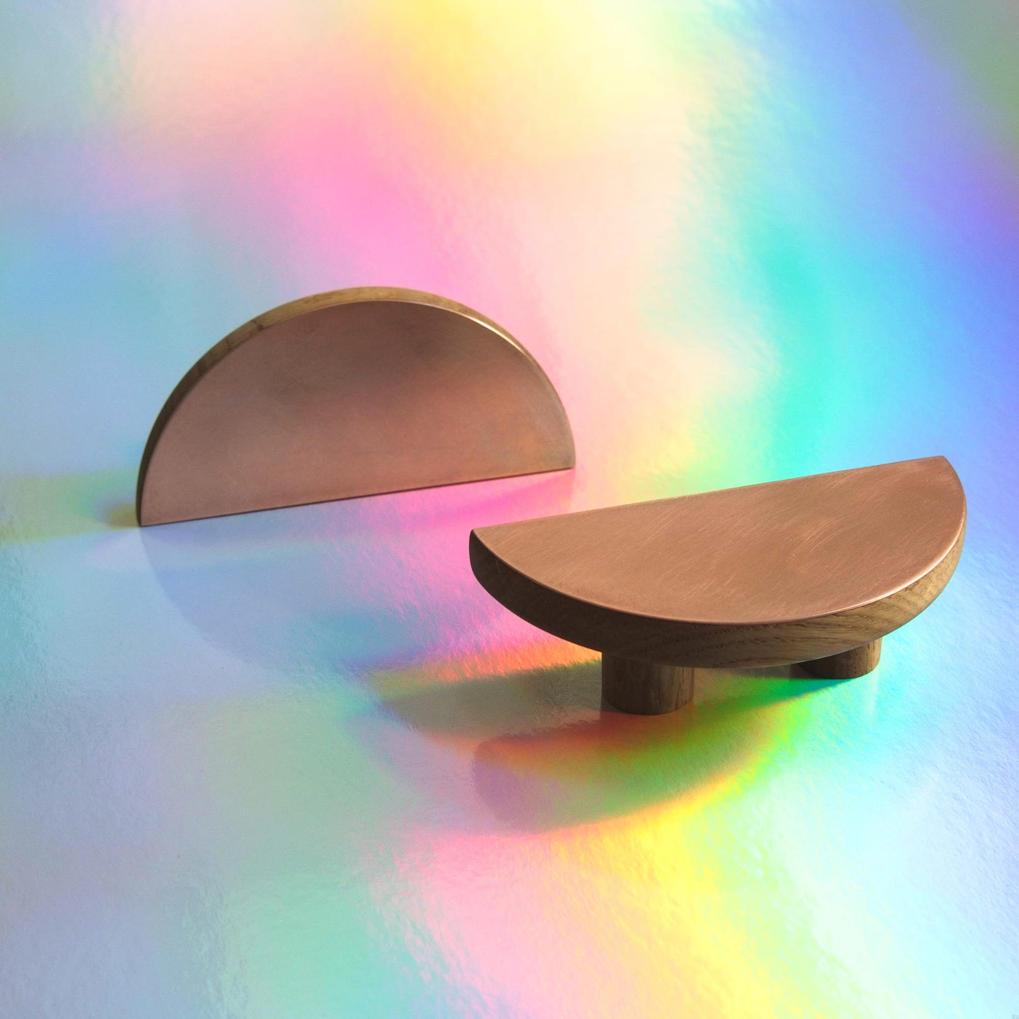 M_5-0-0-2--Uchwyt-meblowy-Copper-Półokrągły-Drewniany-Dębowy-z-Miedzią-Szczotkowana-Nielakierowana-Dot-Manufacture-Skandynawskie-Uchwyty_7