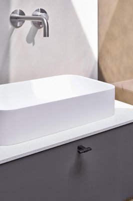 Gałka meblowa T-Bar Crossing 50 Metalowa Czarny Mat z Czarnym Drewnem Dębowym