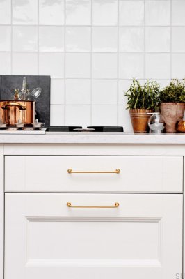 Uchwyt meblowy podłużny Lounge 128 Mosiężny Złoty Szczotkowany