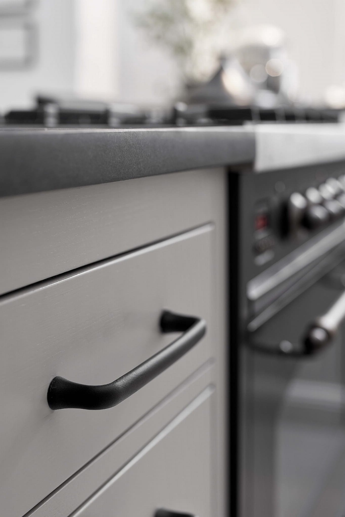 300010160-9005--Uchwyt-meblowy-podłużny-Provence-160-Żeliwny-Czarny-Mat-Furnipart-Skandynawskie-Uchwyty_2