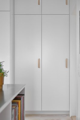 Uchwyt meblowy podłużny Envelope 160 Aluminiowy Złoty Szczotkowany