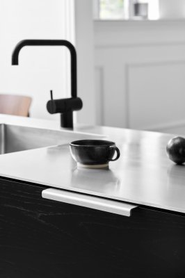 Uchwyt meblowy krawędziowy Artisan 160 Aluminiowy Srebrny