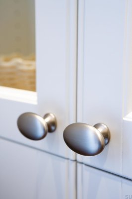 Gałka meblowa Oval Simple W/O-Ring 26 Metalowa Srebrna