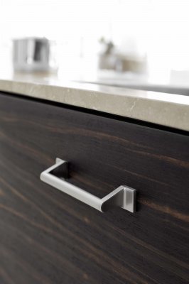 Uchwyt meblowy podłużny Ship 128 Metalowy Srebrny