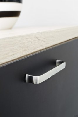 Uchwyt meblowy podłużny Common 160 Metalowy Srebrny Szczotkowany