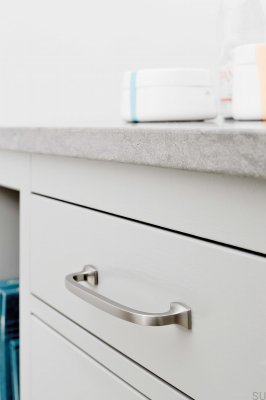 Uchwyt meblowy podłużny Classic 160 Metalowy Srebrny