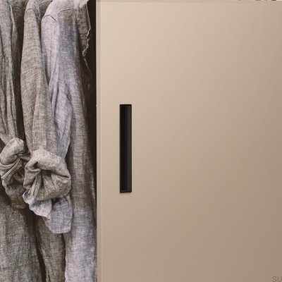 Uchwyt meblowy wpuszczany Cubic Czarny