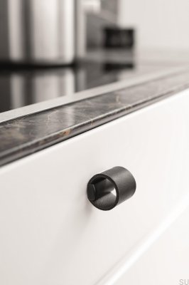 Gałka meblowa Drum 32 Metalowa Czarna z Czarną Skórą