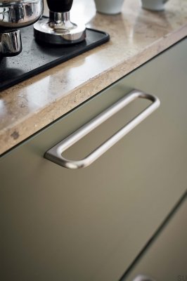 Uchwyt meblowy podłużny Luck 160 Metalowy Srebrny