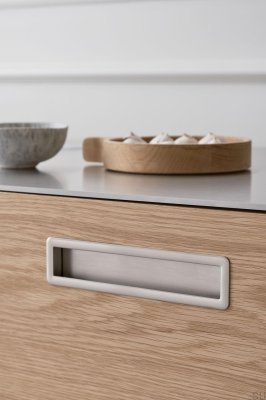 Uchwyt meblowy wpuszczany Tub Straight 190,3 Metalowy Srebrny