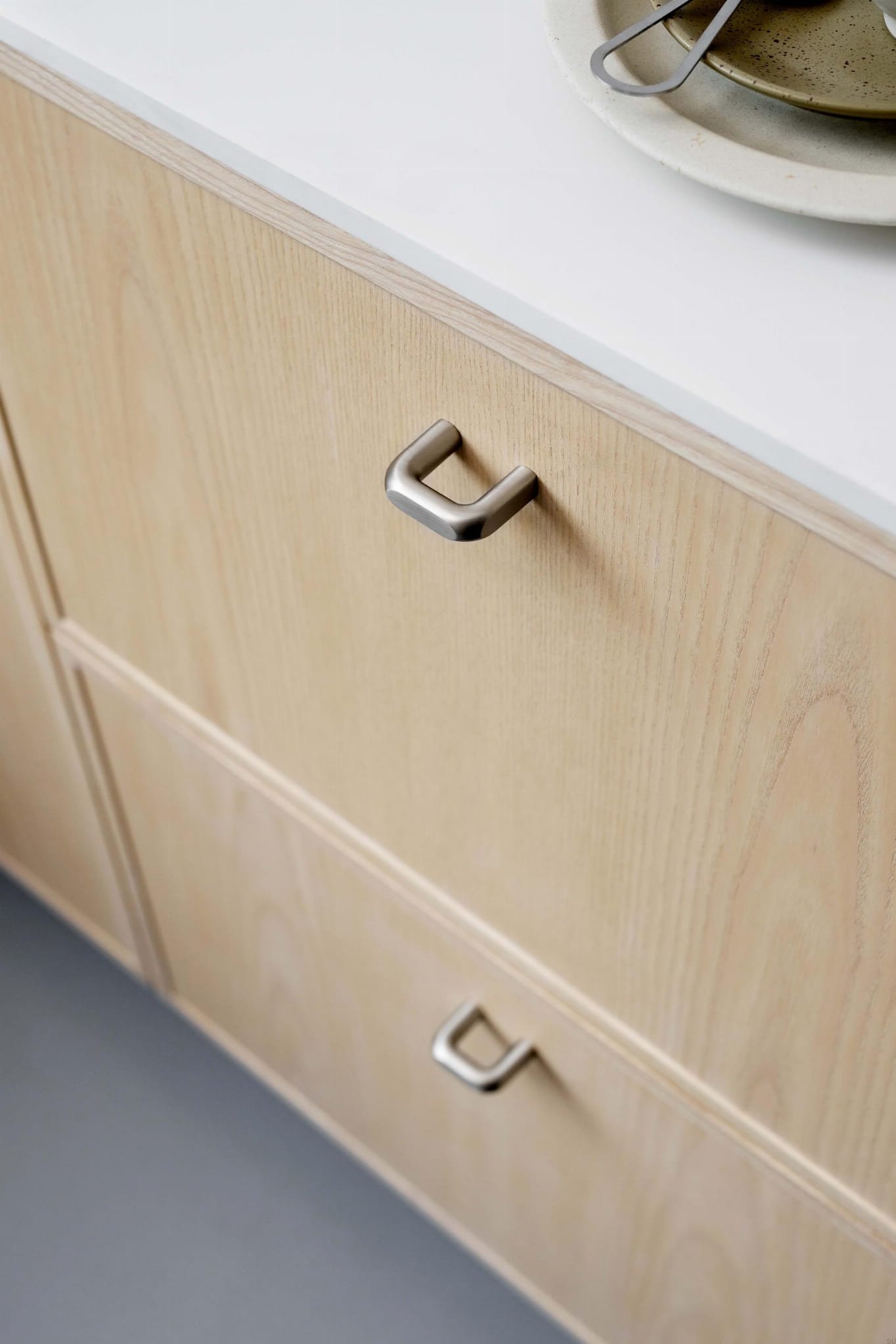 554520032-66--Gałka-meblowa-Unify-32-Metalowa-Srebrna-Furnipart-Skandynawskie-Uchwyty_2