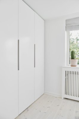 Uchwyt meblowy krawędziowy Edge Straight 600 Aluminiowy Srebrny