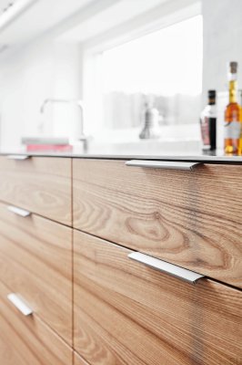 Uchwyt meblowy krawędziowy Edge Straight 1200 Aluminiowy Srebrny