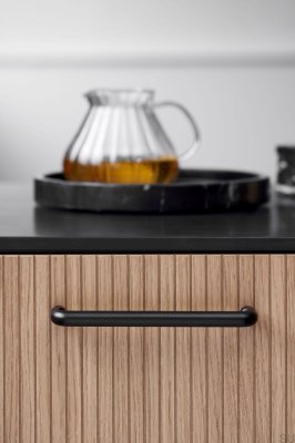 Uchwyt meblowy podłużny Carve 160 Metalowy Czarny Mat