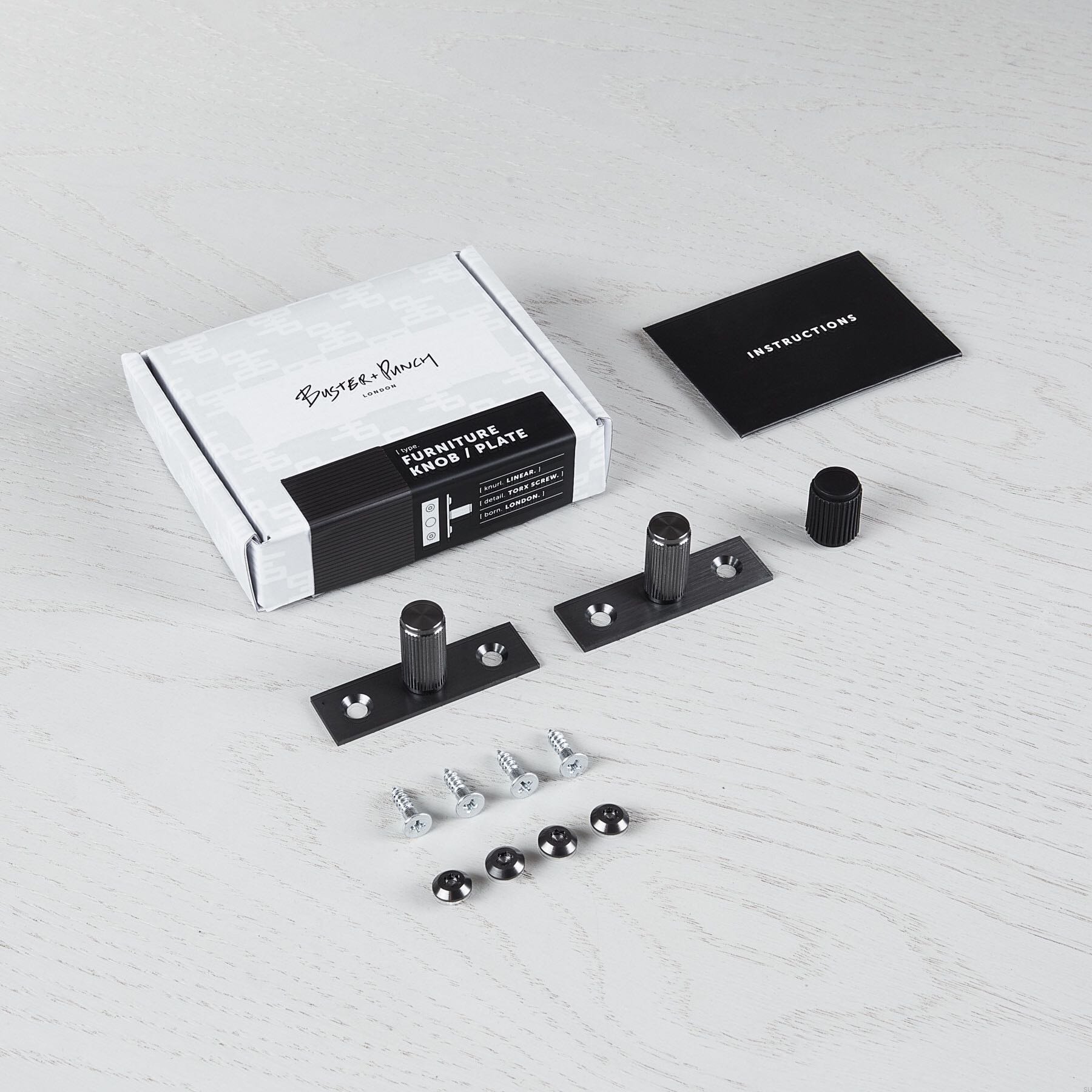 Zdjecie wnetrza opakowania Linear plate metal gun