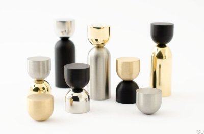 Gałka meblowa Kokeshi Mix 1832 Mosiądz Polerowany Nielakierowany z Aluminium Czarnym